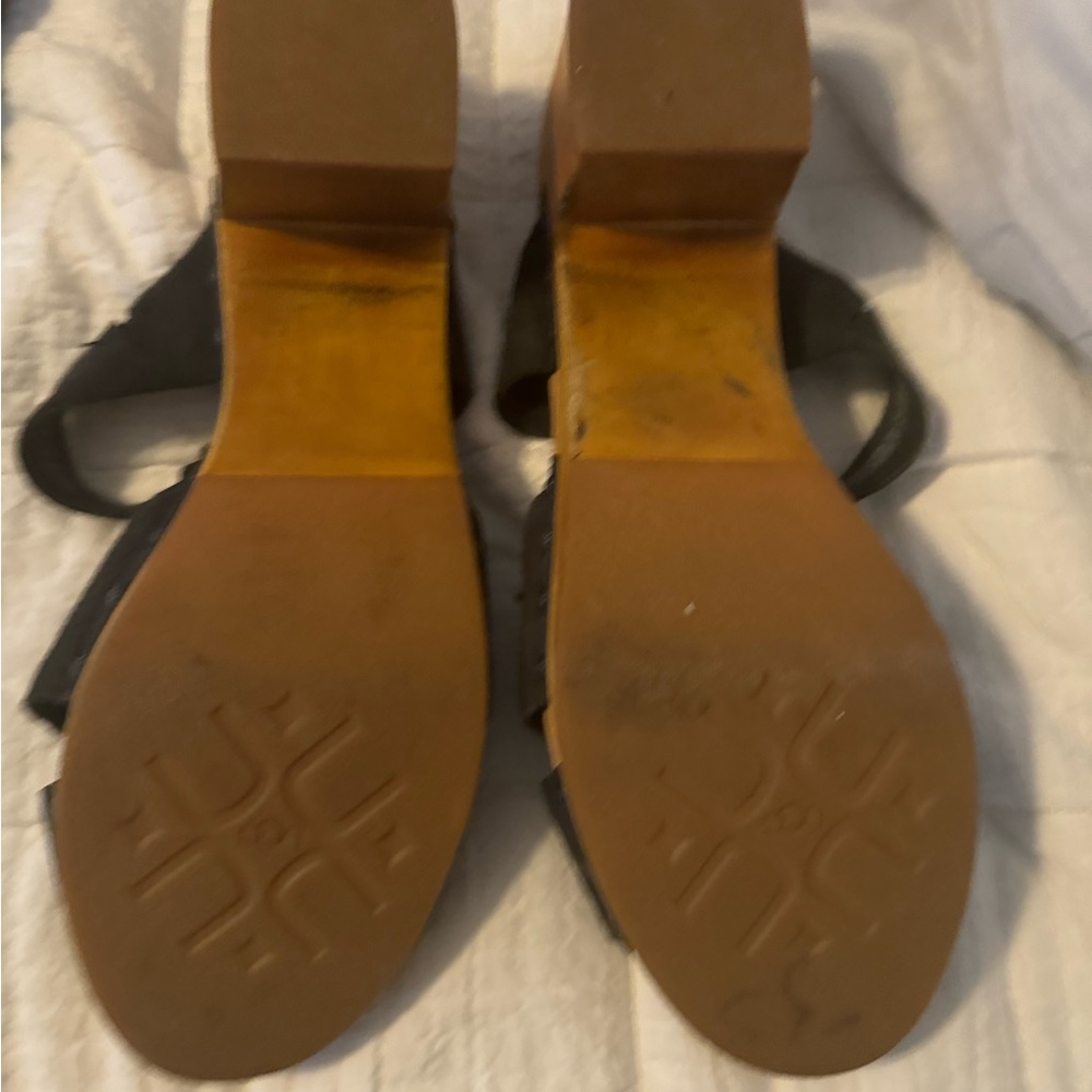 Ugg Sandles - image 2